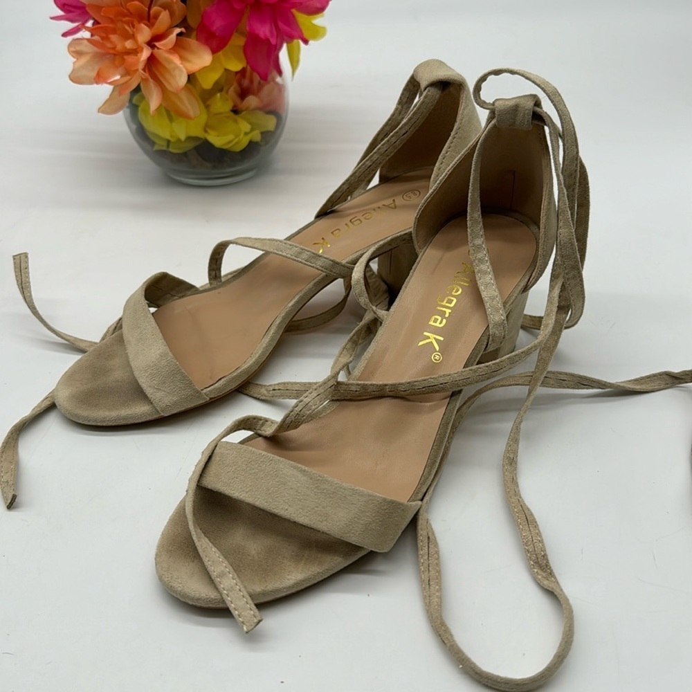 Allegra K Tan Lace Up Block Heel Sandals Size 8.5 ALE6759